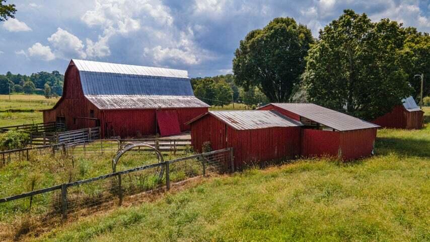 813 Ladd Springs Road Southeast Cleveland, TN 37323 - Photo 11 of 34 20