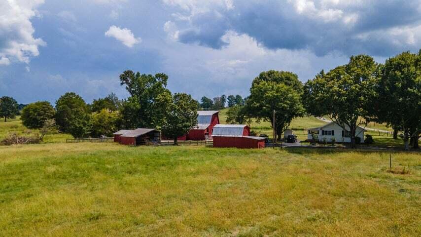 813 Ladd Springs Road Southeast Cleveland, TN 37323 - Photo 14 of 34 28