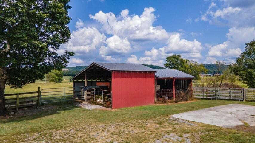 813 Ladd Springs Road Southeast Cleveland, TN 37323 - Photo 10 of 34 18