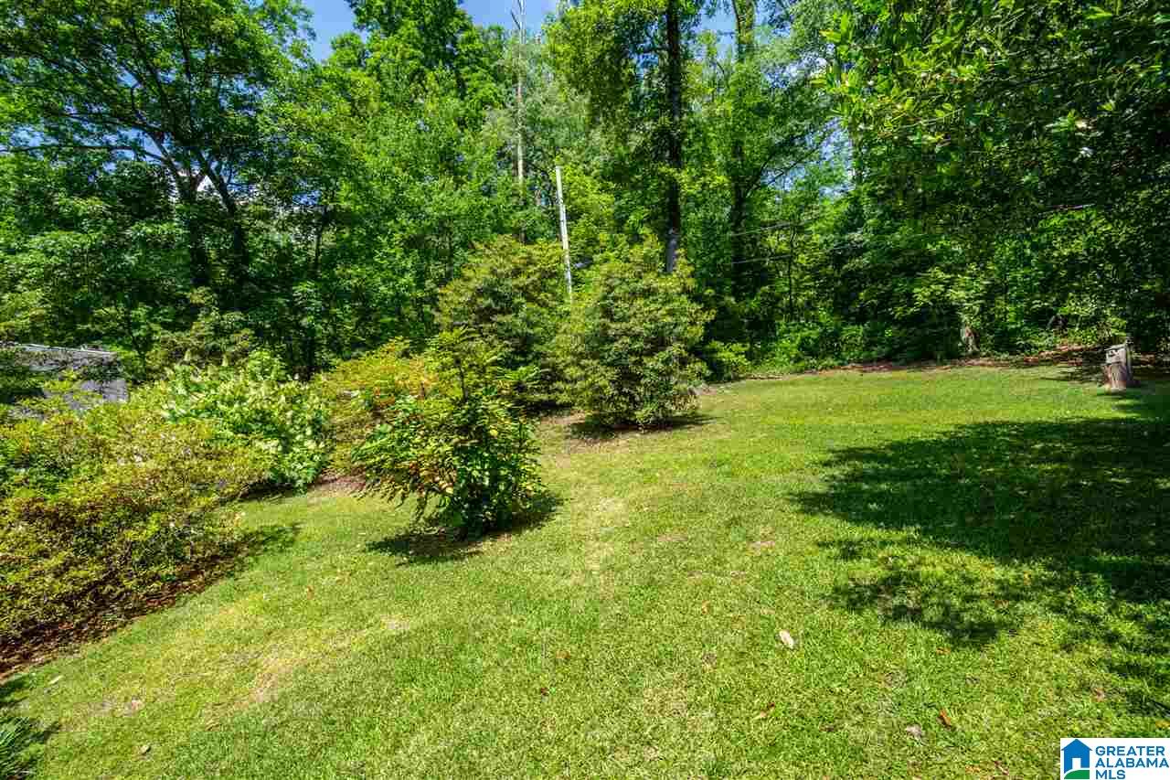 24 Woodhill Road Birmingham, AL 35213 - Photo 14 of 49
