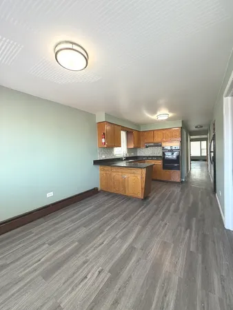 $1,750 | 6637 South Whipple Street, Unit 2, Chicago, IL 60629