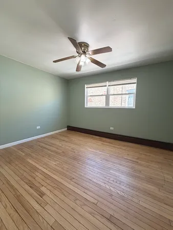 $1,750 | 6637 South Whipple Street, Unit 2, Chicago, IL 60629