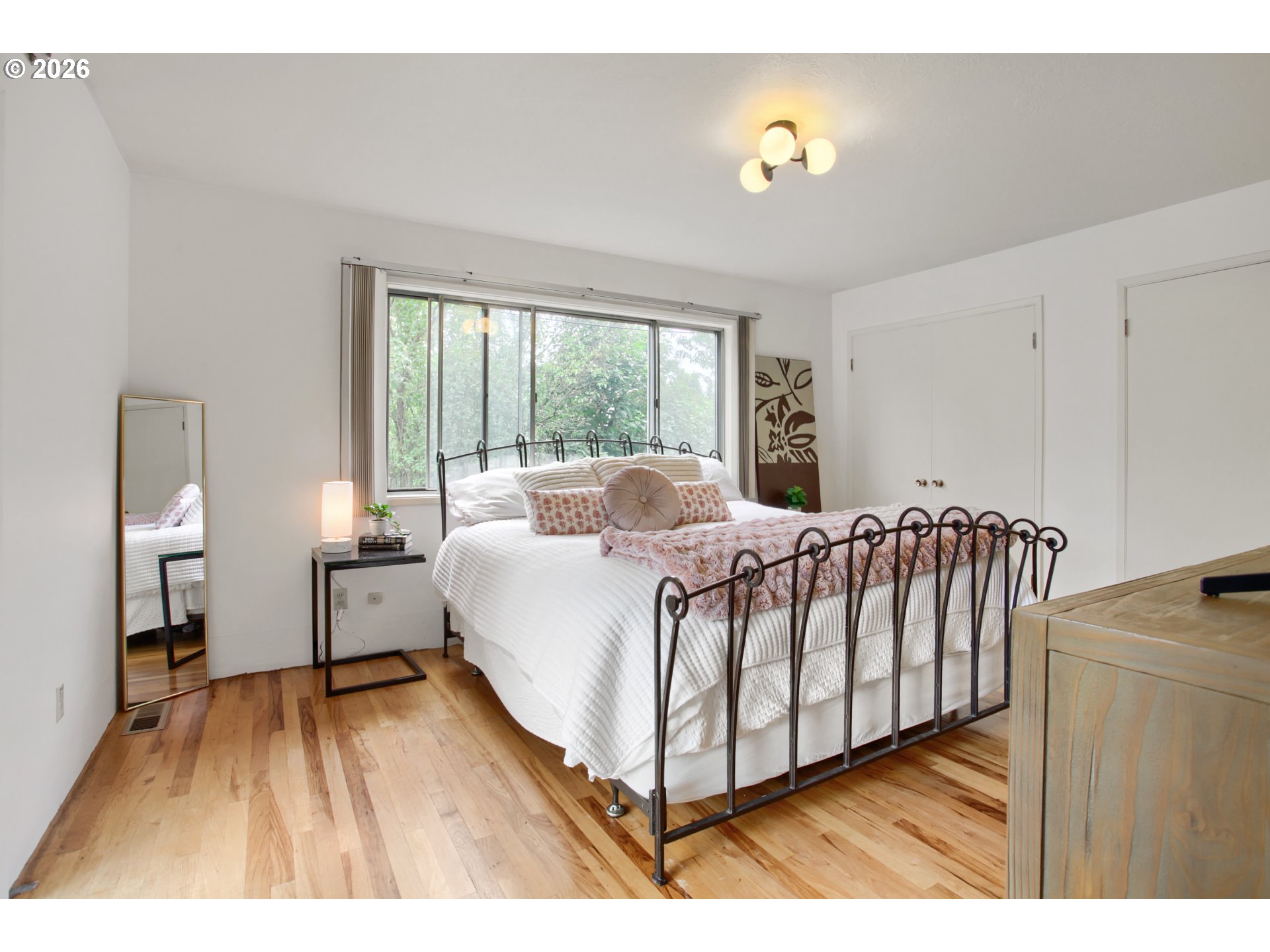 6255 Southwest Old Scholls Ferry Road Portland, OR 97223 - Photo 14 of 30 Primary Bedroom