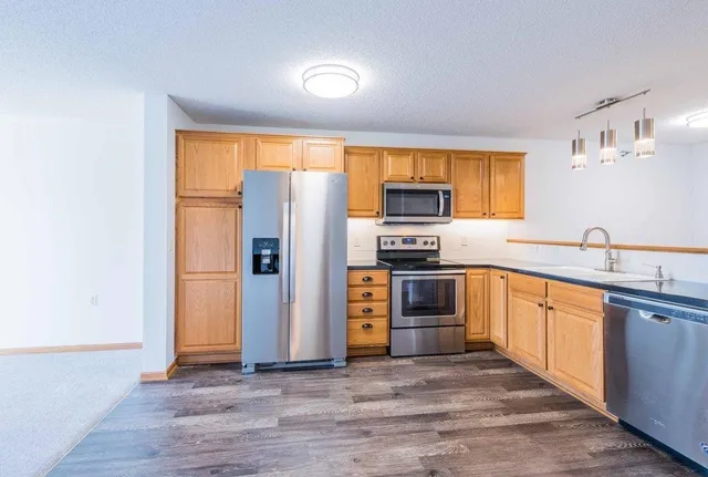 $220,000 | 16154 Main Avenue Southeast, Unit 212, Prior Lake, MN 55372
