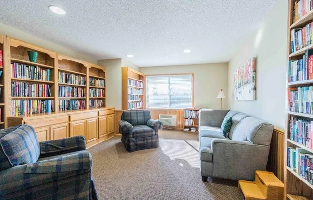 $220,000 | 16154 Main Avenue Southeast, Unit 212, Prior Lake, MN 55372