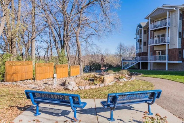 $220,000 | 16154 Main Avenue Southeast, Unit 212, Prior Lake, MN 55372