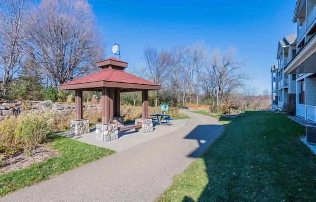 $220,000 | 16154 Main Avenue Southeast, Unit 212, Prior Lake, MN 55372