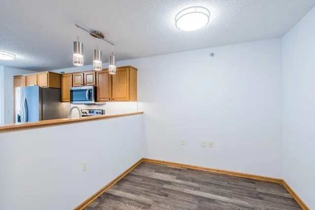 $220,000 | 16154 Main Avenue Southeast, Unit 212, Prior Lake, MN 55372