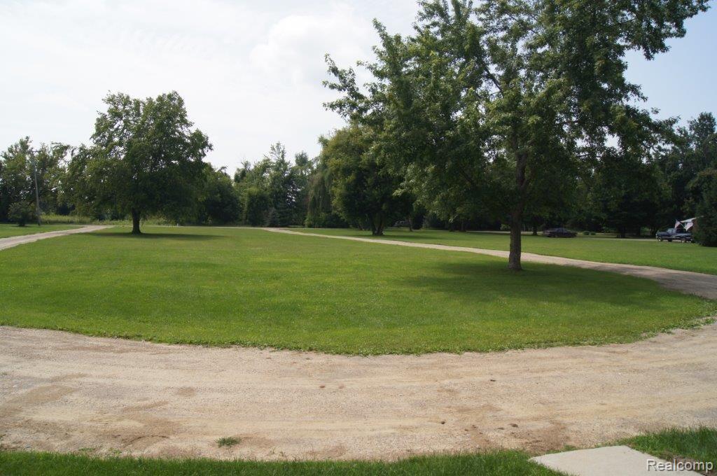 1813 Castle Road North Branch, MI 48461 - Photo 27 of 29 1813 Castle (24).jpg