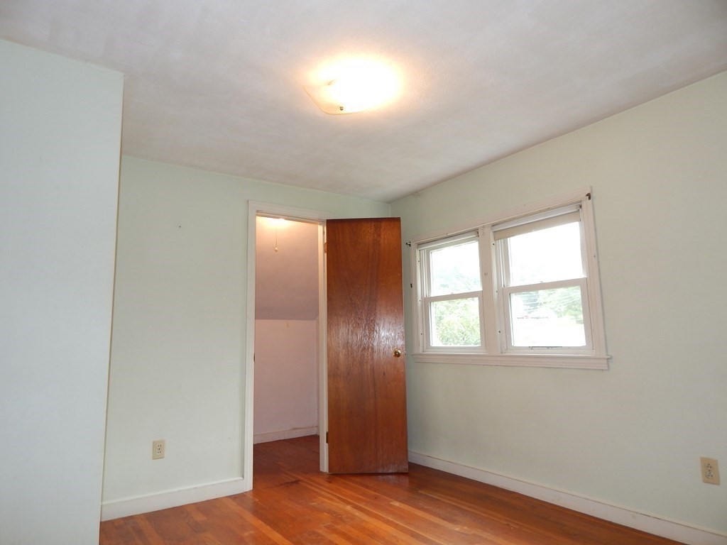21 Ridge Road Marlborough, MA 01752 - Photo 29 of 37 Gallery Image 29