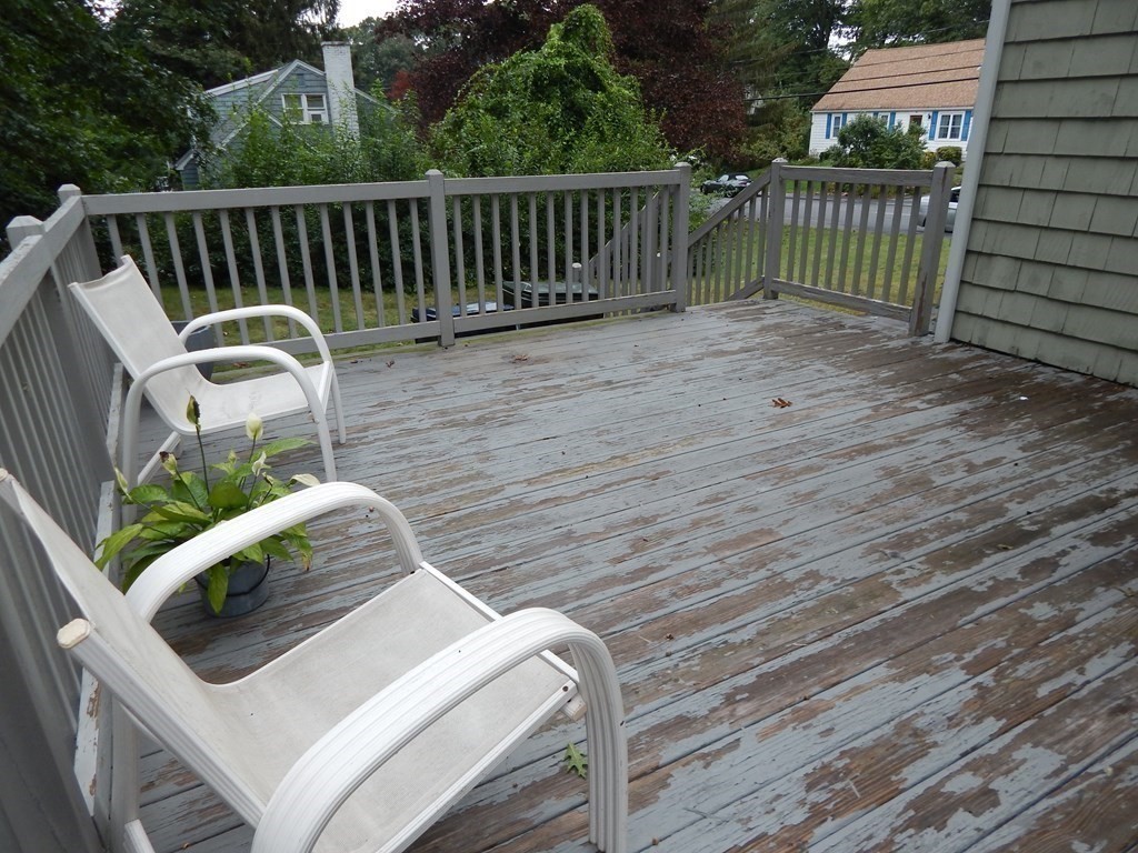 21 Ridge Road Marlborough, MA 01752 - Photo 4 of 37 Gallery Image 4