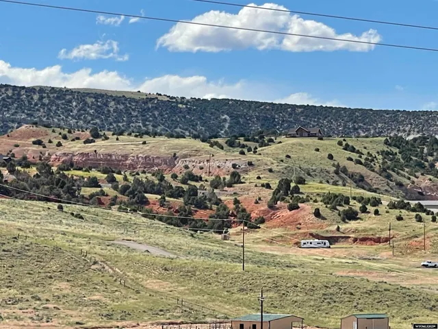 $154,000 | 460 Red Rim Road, Thermopolis, WY 82443