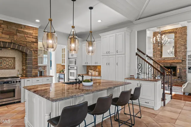 $1,750,000 | 1524 Eglantyne Court, Raleigh, NC 27613