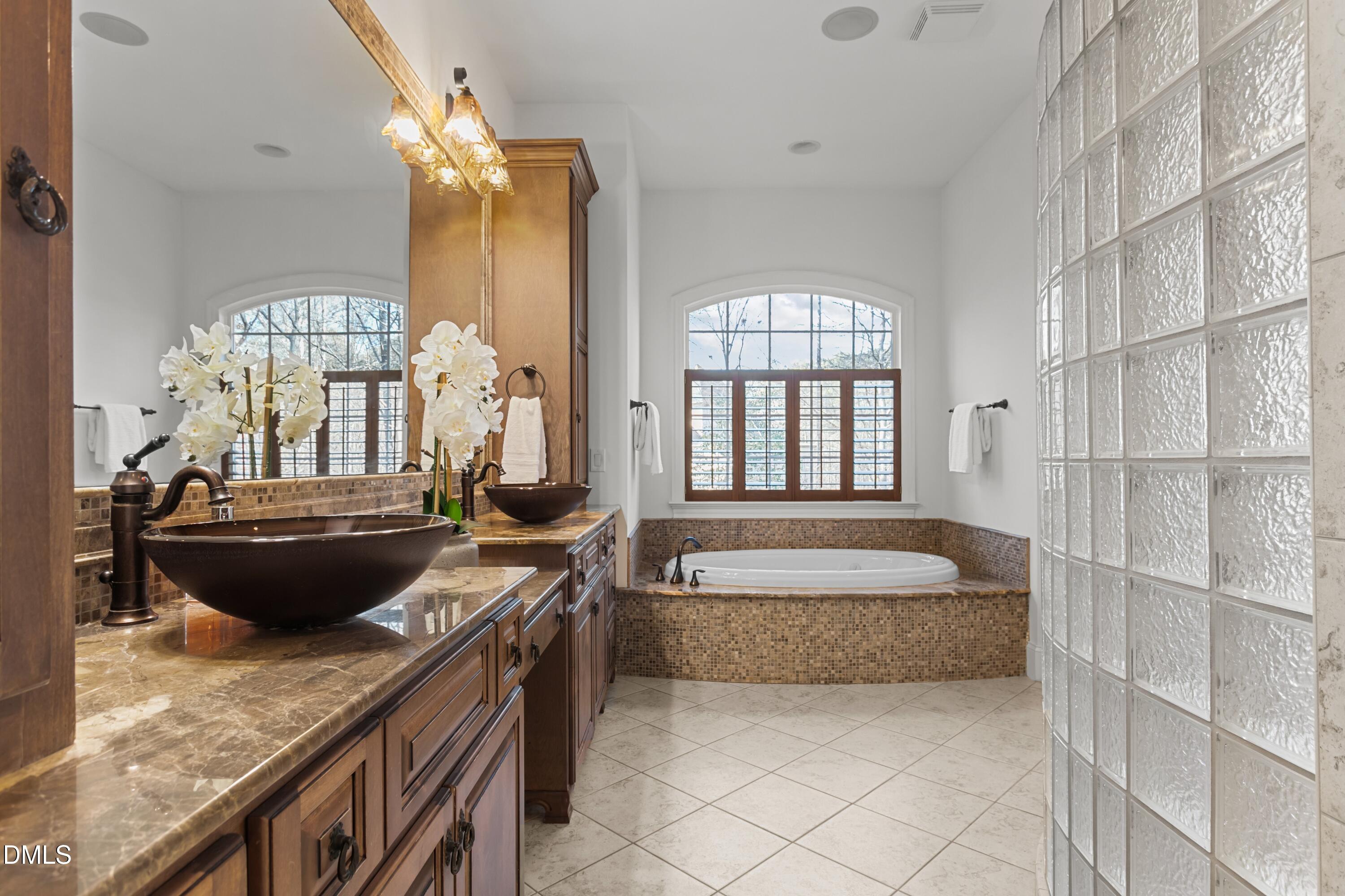 1524 Eglantyne Court Raleigh, NC 27613 - Photo 24 of 64 1524 Eglantyne Ct-51