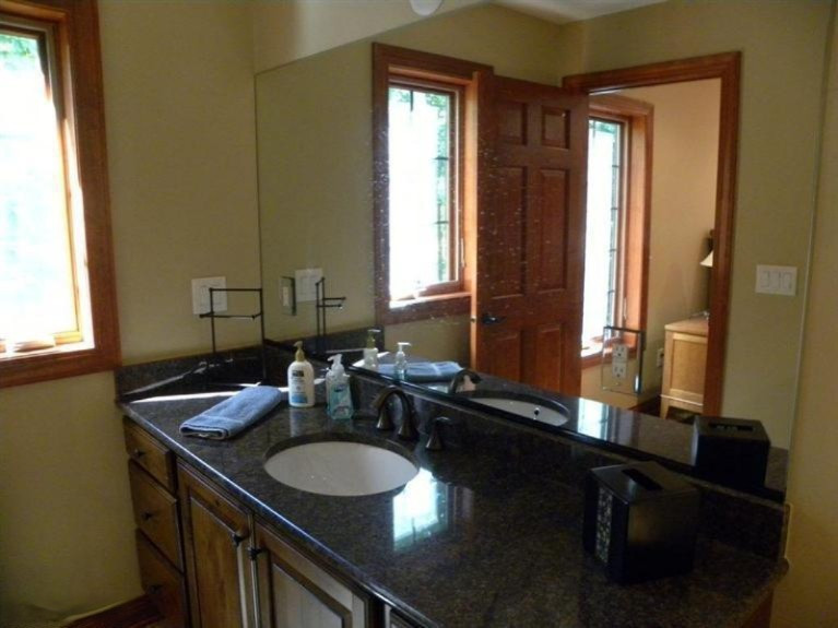 6121 Johnson Road Coloma, MI 49038 - Photo 14 of 26 Master bathroom