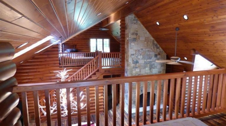6121 Johnson Road Coloma, MI 49038 - Photo 17 of 26 Two open lofts on each side
