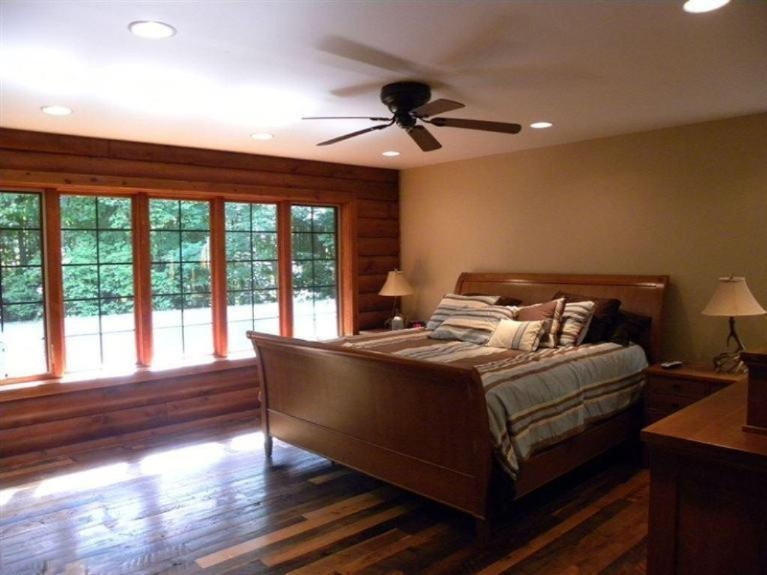 6121 Johnson Road Coloma, MI 49038 - Photo 7 of 26 Master bedroom