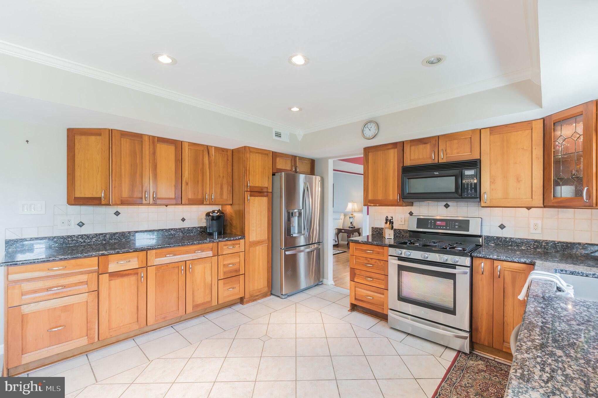 60 Wendee Way Sewell, NJ 08080 - Photo 11 of 30 Gallery Image 11