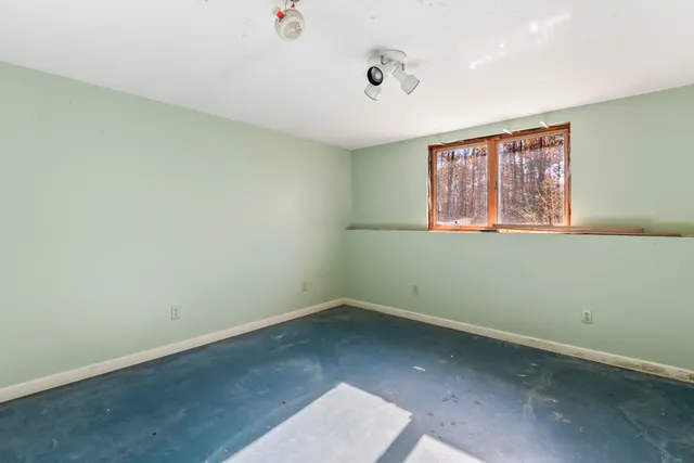 $150,000 | 9 Shelter Drive, Richmond, ME 04357