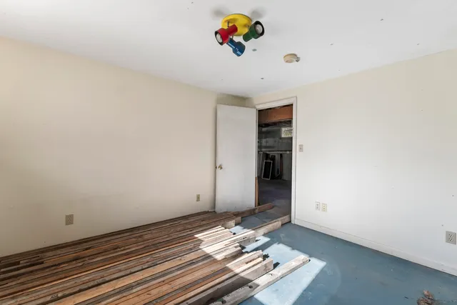 $150,000 | 9 Shelter Drive, Richmond, ME 04357