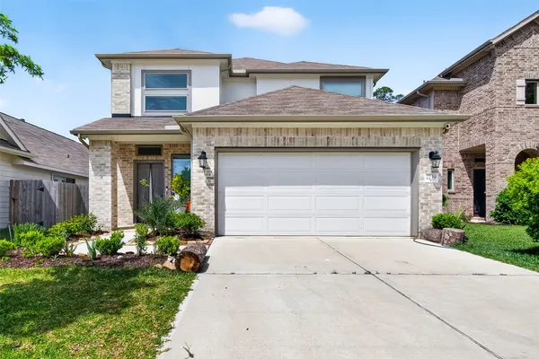 $454,900 | 2739 Meadow View Lane, Conroe, TX 77385