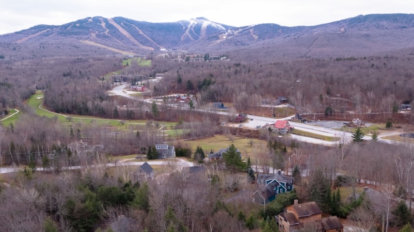 269 Roaring Brook Road Killington, VT 05751 - Photo 7 of 32 Gallery Image 7