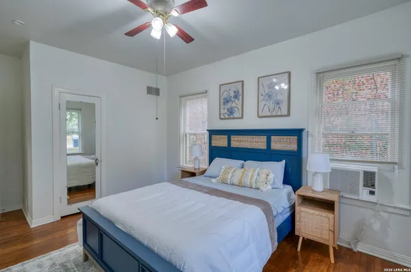 $1,495 | 311 West Lullwood Avenue, San Antonio, TX 78212