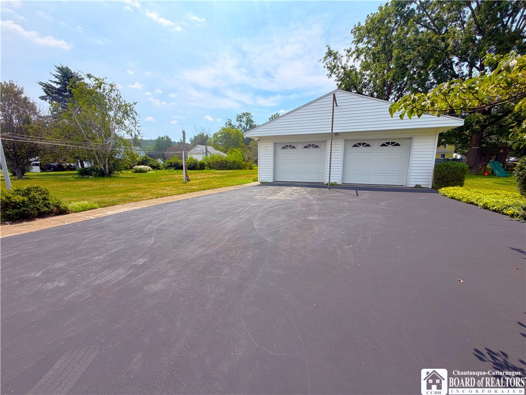 7 Swan Street Hanover, NY 14062 - Photo 25 of 29