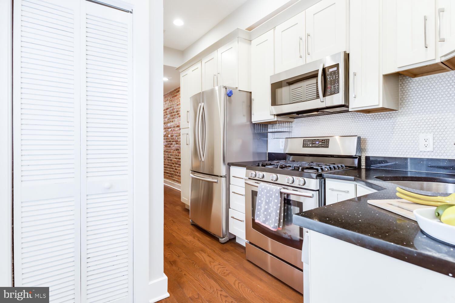 30 Hanover Place Northwest, Unit 1 Washington, DC 20001 - Photo 18 of 28