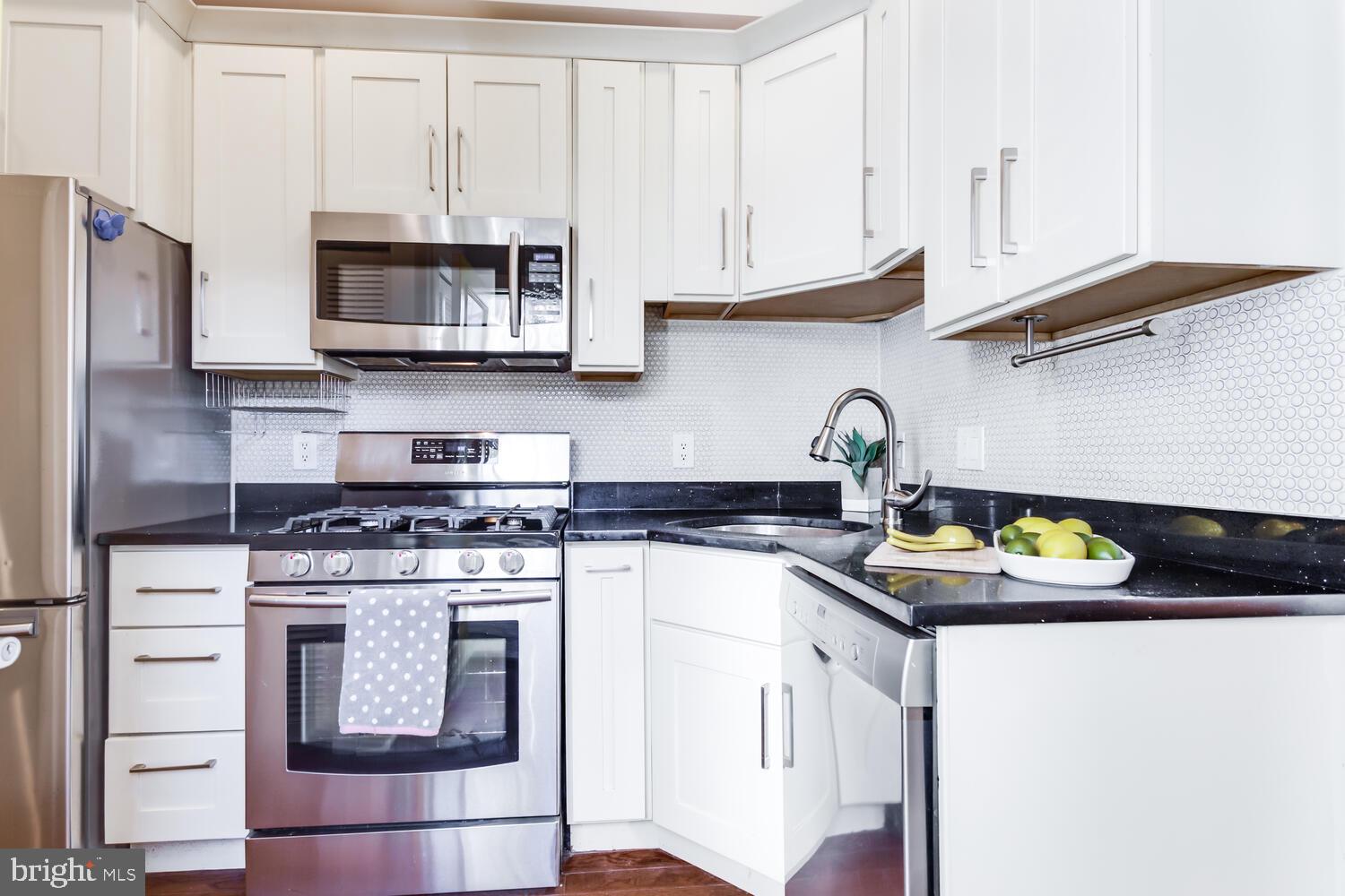30 Hanover Place Northwest, Unit 1 Washington, DC 20001 - Photo 19 of 28