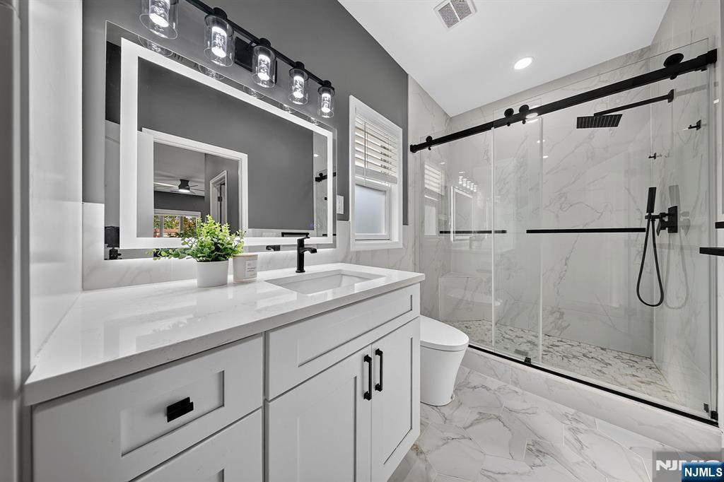 119 Rock Hill Road Clifton, NJ 07013 - Photo 25 of 44 Gallery Image 25
