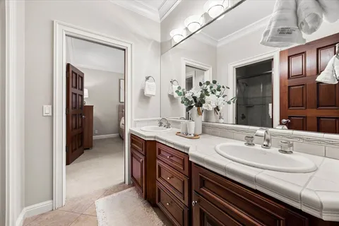 $10,949,888 | 20040 Spaich Court, Saratoga, CA 95070