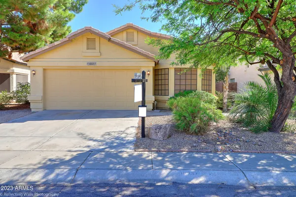 $2,595 | 18837 North 43rd Place, Phoenix, AZ 85050