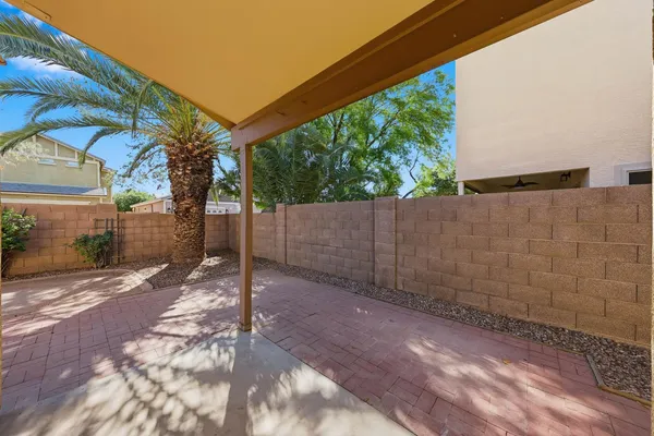 $2,395 | 18837 North 43rd Place, Phoenix, AZ 85050