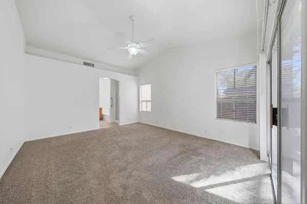 $2,395 | 18837 North 43rd Place, Phoenix, AZ 85050