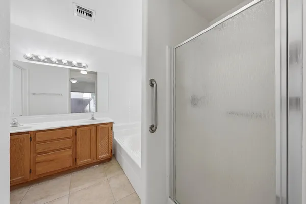 $2,395 | 18837 North 43rd Place, Phoenix, AZ 85050