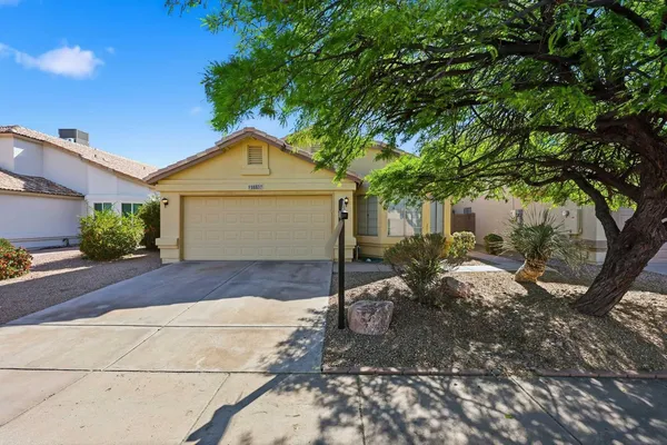 $2,395 | 18837 North 43rd Place, Phoenix, AZ 85050