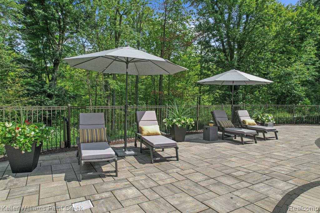 3500 Moceri Court Rochester, MI 48306 - Photo 20 of 84 Gallery Image 20