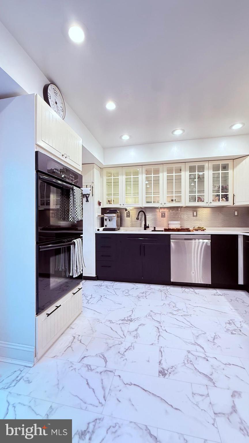 11881 Academy Road, Unit I6 Philadelphia, PA 19154 - Photo 3 of 51 Gallery Image 3