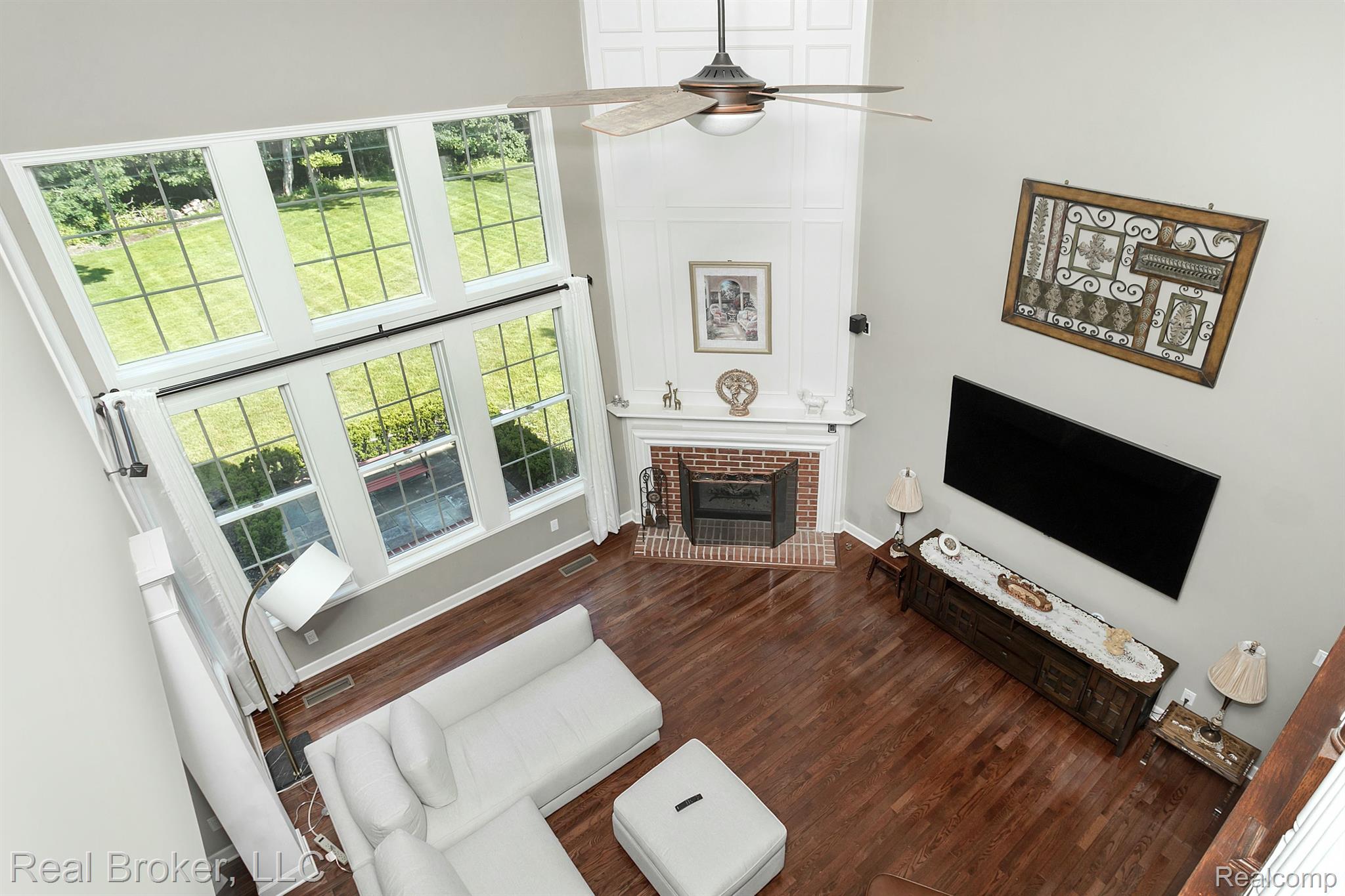 2318 Andover Boulevard Rochester, MI 48306 - Photo 19 of 74 Gallery Image 19