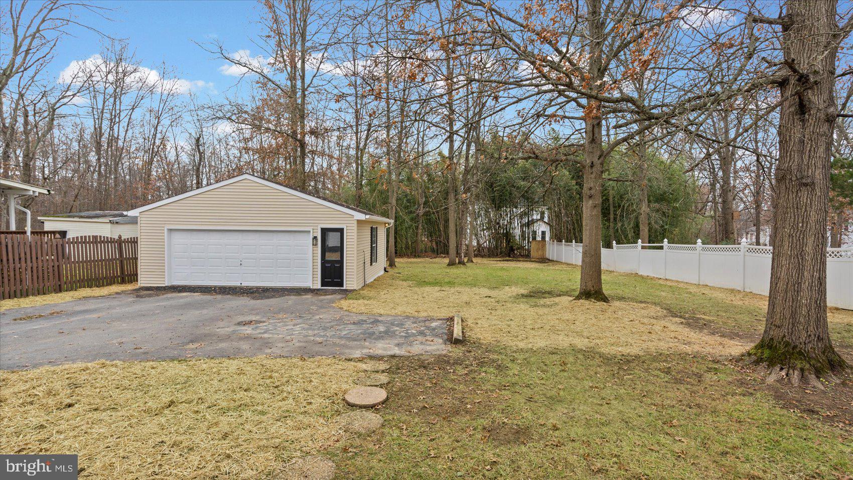 4817 Valley Forge Road Randallstown, MD 21133 - Photo 32 of 36 a view of a out door space area