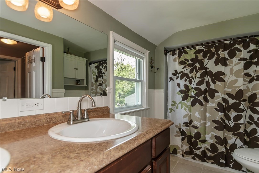 5227 Mayview Road Cleveland, OH 44124 - Photo 19 of 26