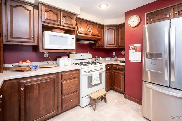 $265,900 | 8 Gridley Place, Paris, NY 13456