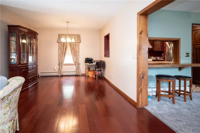 $265,900 | 8 Gridley Place, Paris, NY 13456