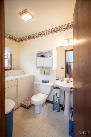 $265,900 | 8 Gridley Place, Paris, NY 13456