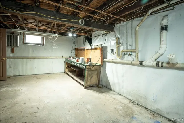 $265,900 | 8 Gridley Place, Paris, NY 13456