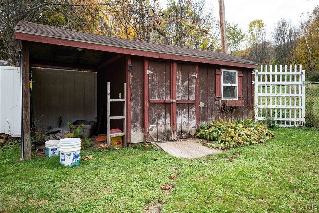 8 Gridley Place Paris, NY 13456 - Photo 9 of 50