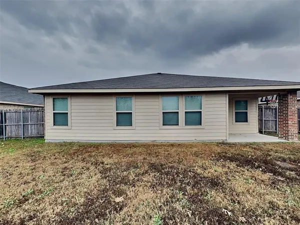 $2,129 | 3025 Iris Drive, Lancaster, TX 75146