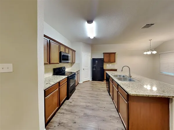 $2,129 | 3025 Iris Drive, Lancaster, TX 75146