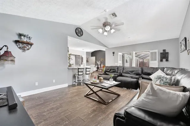 $820,000 | 1221 Southwest 59th Avenue, Plantation, FL 33317